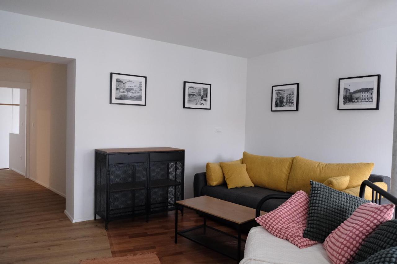 Central Apartment Maister Kranj Esterno foto